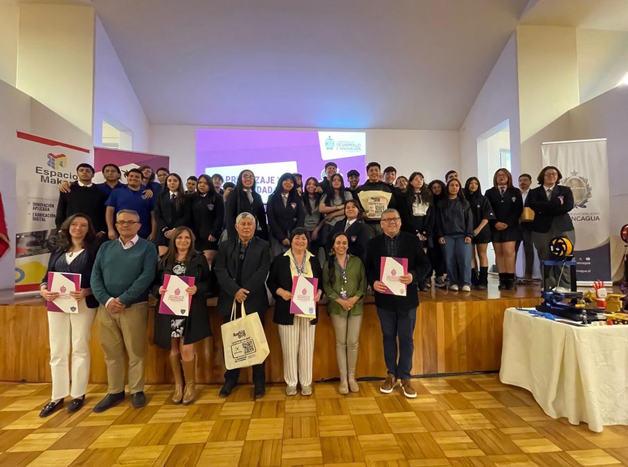 CDIR entrega impresoras 3D a cinco liceos de Rancagua