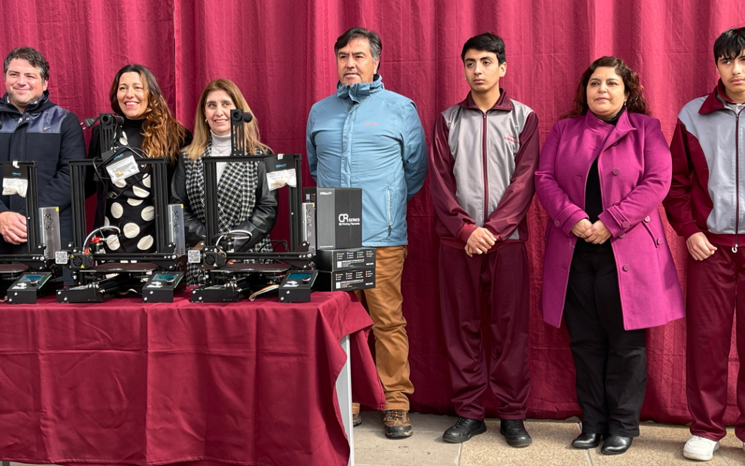 Colegio Ricardo Olea recibe Impresoras 3D para Talleres Laborales